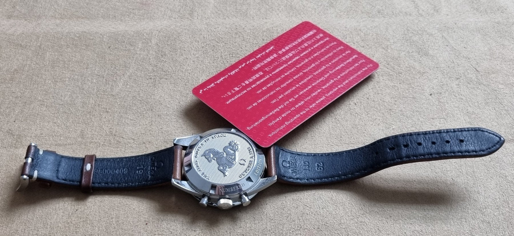 Omega - Speedmaster - 311.32.40.30.01.001 - Masculino - 2000 - 2010