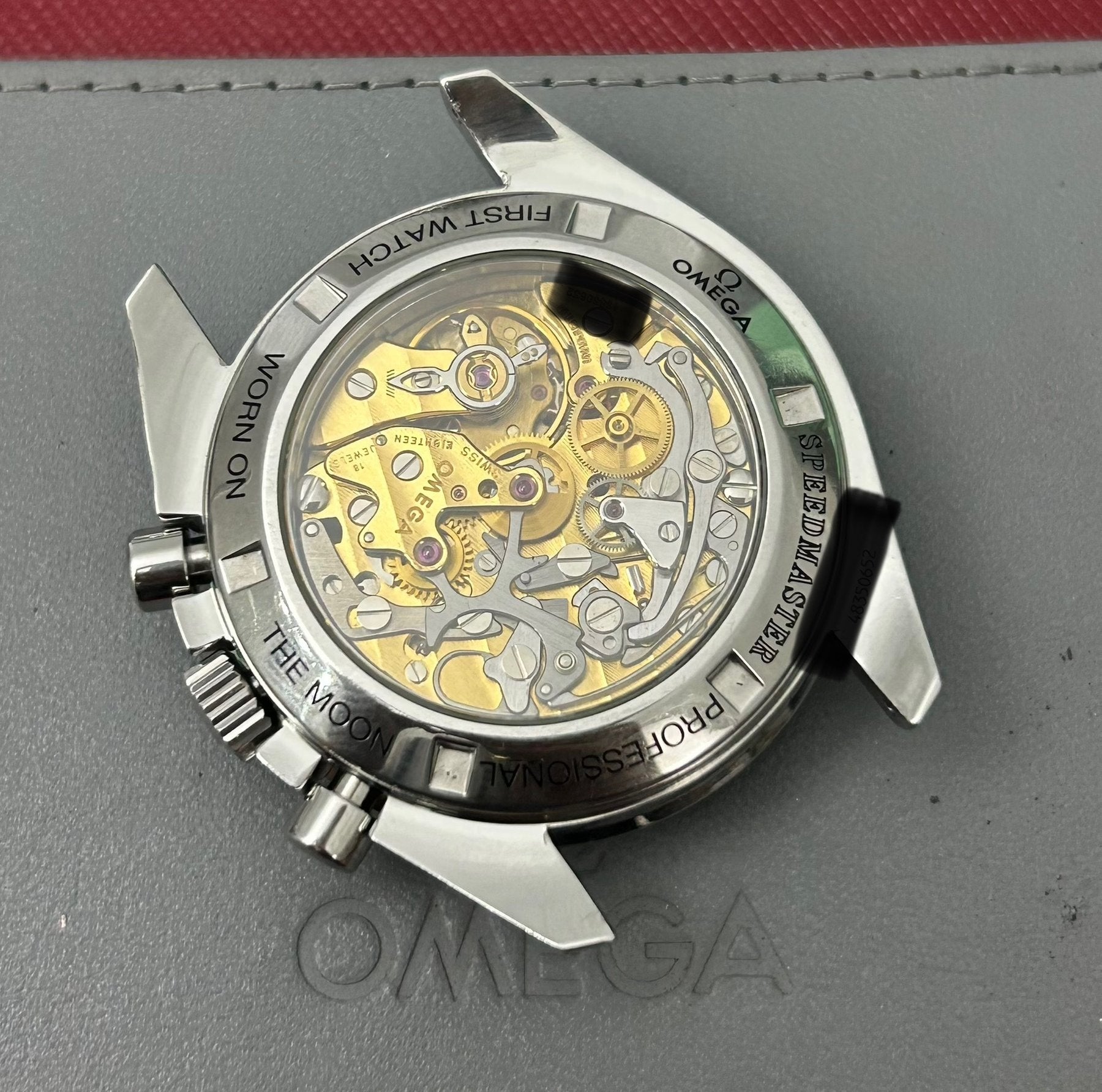 Omega - Speedmaster Moonwatch "Amarelo" - 3450808 - Homem - 1990-1999