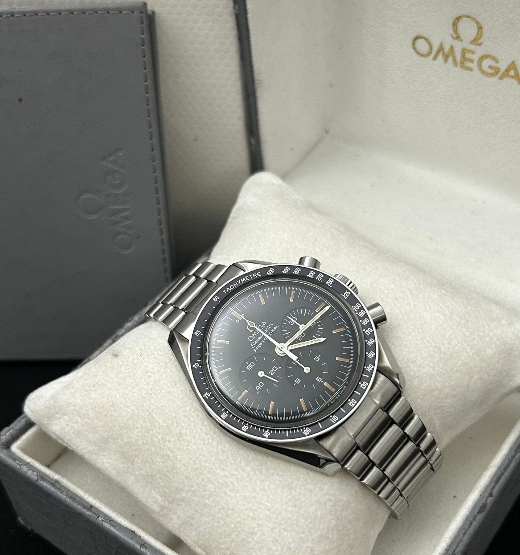Omega - Speedmaster Moonwatch 861 Apollo XI Amarelo - 1450808 - Homem - 1980-1989