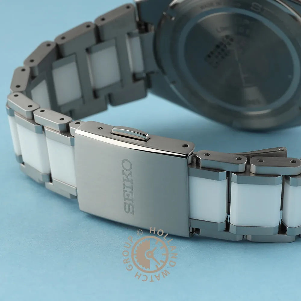 Relógio Seiko Astron SSH173J1 Astron 'Médecins Sans Frontières'